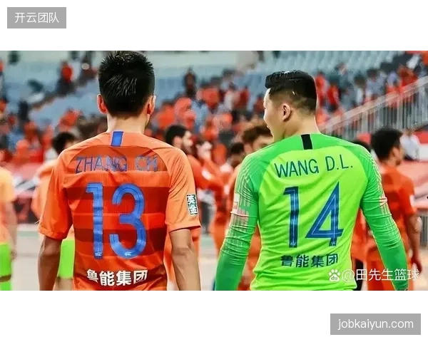 数据显示巴黎并非只靠控球，其高位压迫和防守硬度是卫冕的关键。